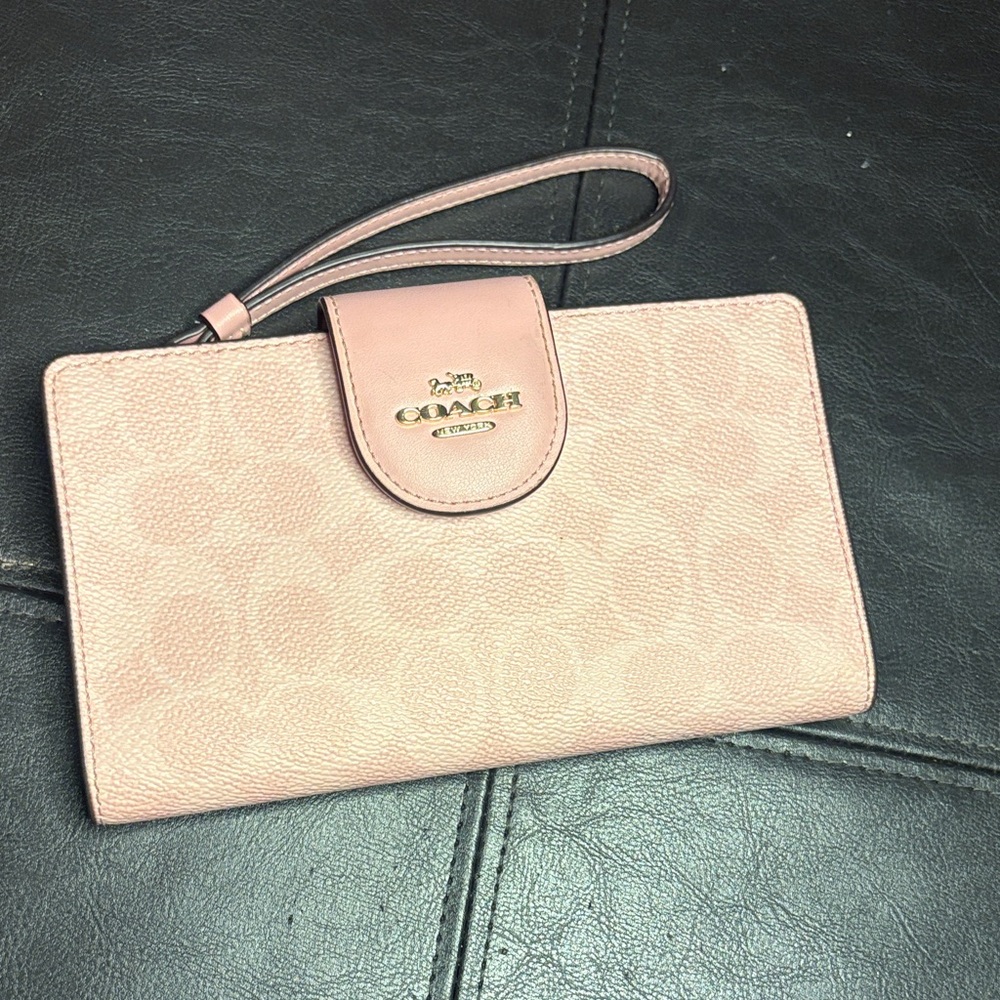 Coach Blush Pink Wristlet Clutch